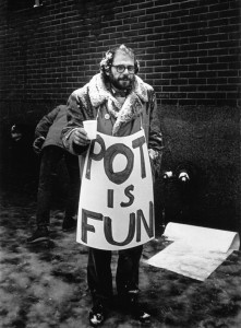 FERNANDEZ_1960s_Allen_Ginsberg_Pot_Is_Fun